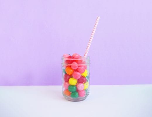 Bonbons - Unsplash - Sarah Takforyan